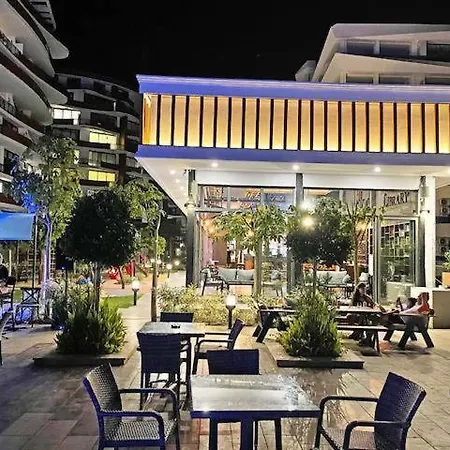 Akacan Luxury Flats On Crystal Block *