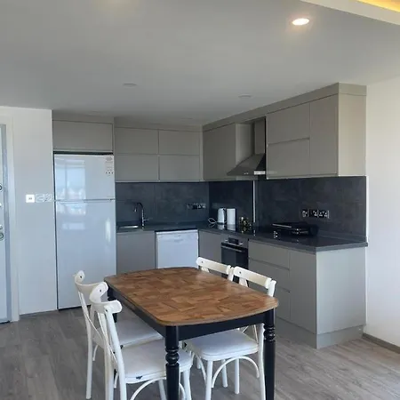 Akacan Luxury Flats On Crystal Block Cirénia