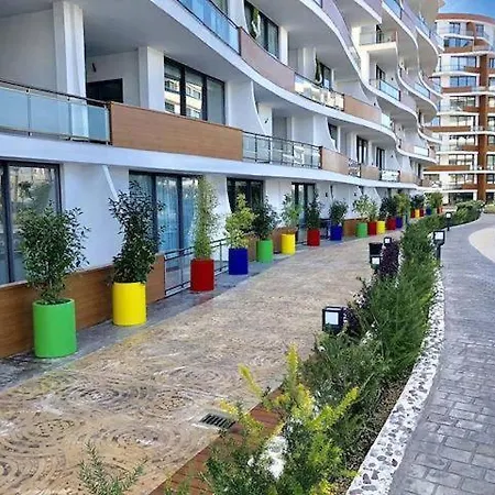 Akacan Luxury Flats On Crystal Block