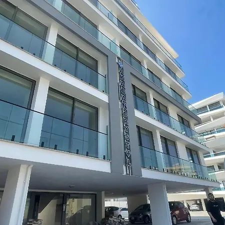 Apartamento Akacan Luxury Flats On Crystal Block Cirénia