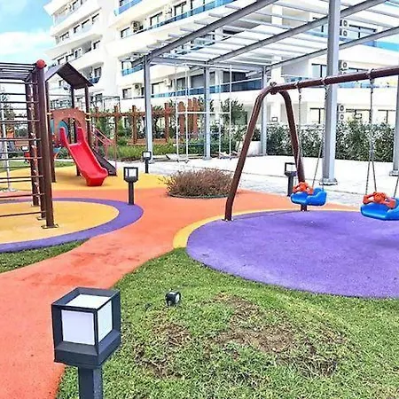 Akacan Luxury Flats On Crystal Block Cirénia