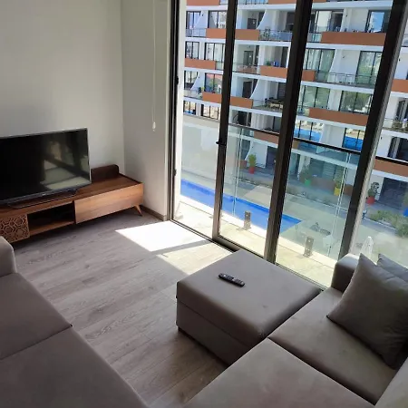 Akacan Luxury Flats On Crystal Block Διαμέρισμα Κερύνεια