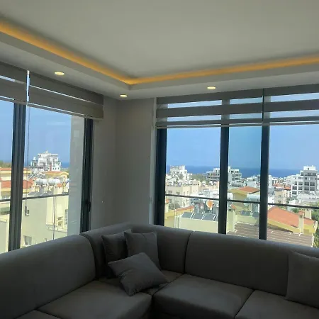 Akacan Luxury Flats On Crystal Block *